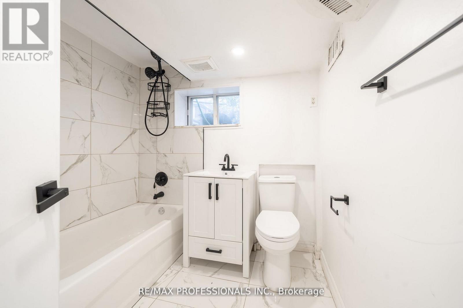 129 Balsam Avenue S, Hamilton, Ontario  L8M 3B4 - Photo 10 - X12690640