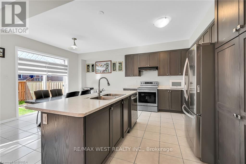 68 Cooke Avenue, Brantford, Ontario  N3T 0S1 - Photo 10 - X12690678