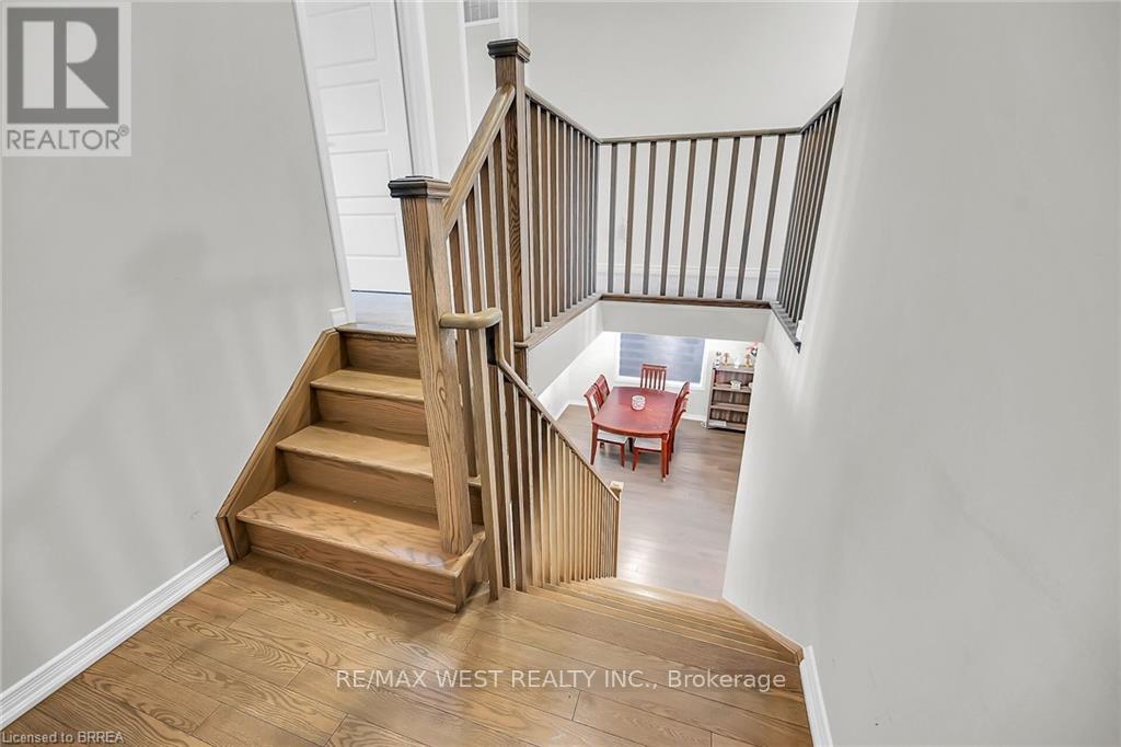 68 Cooke Avenue, Brantford, Ontario  N3T 0S1 - Photo 27 - X12690678