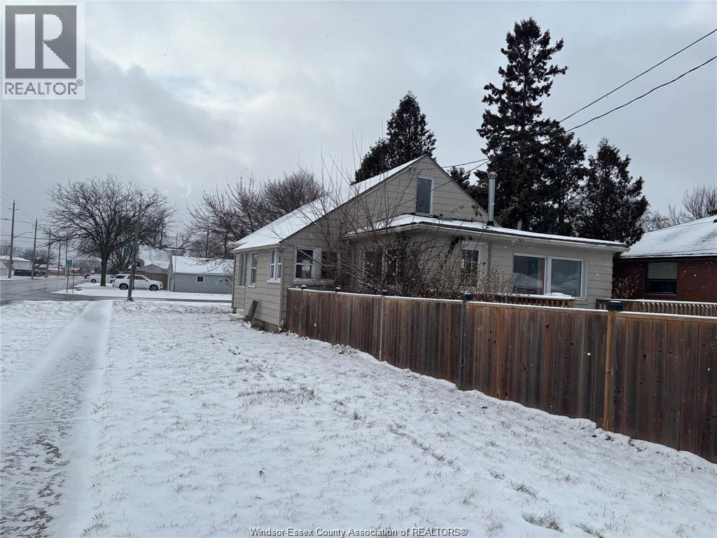 MLS# 26000942: 3398 BYNG, Windsor, Canada