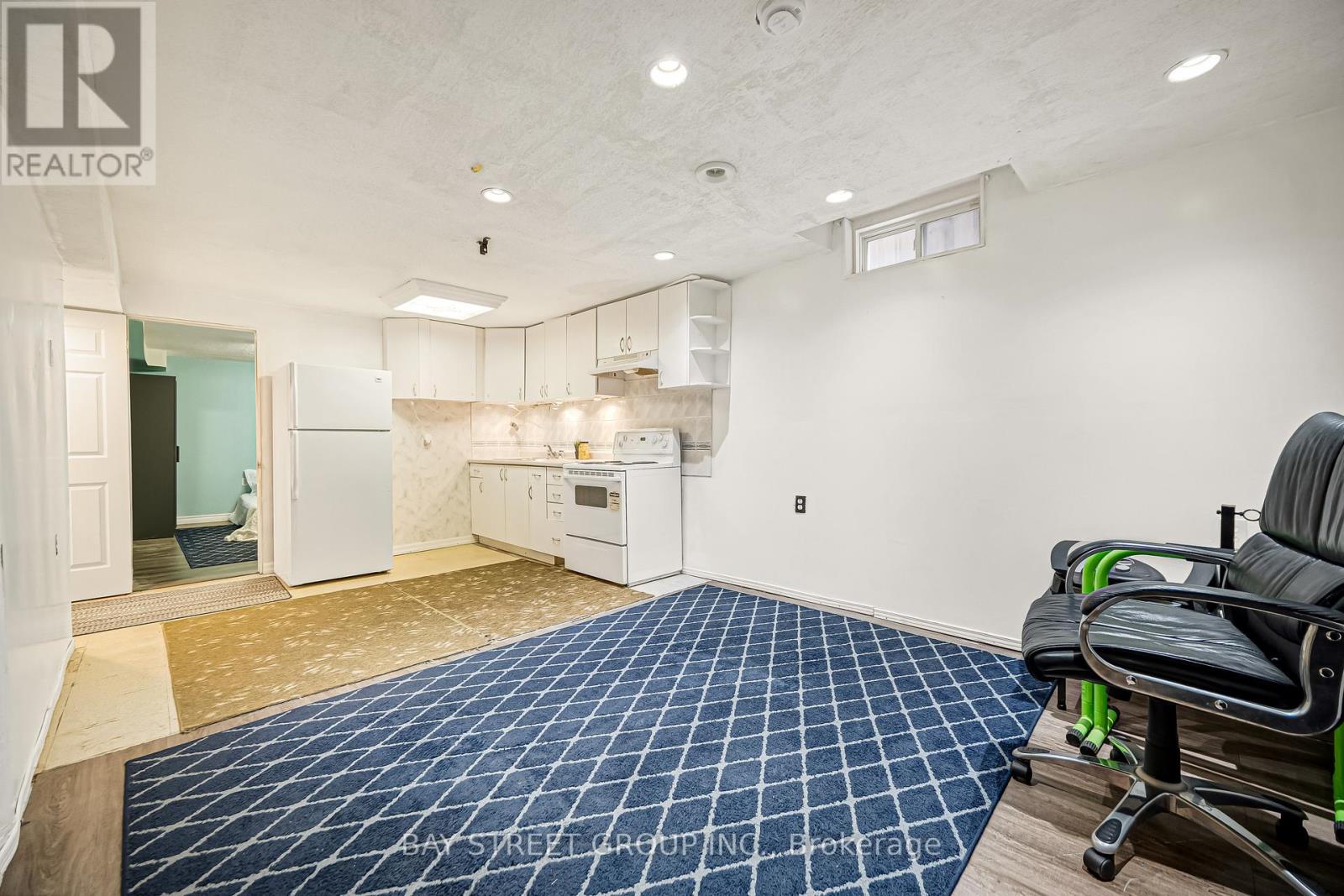 53 Brando Avenue, Markham, Ontario  L3S 4K9 - Photo 34 - N12689798