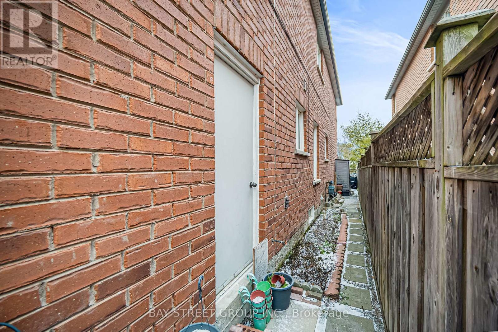 53 Brando Avenue, Markham, Ontario  L3S 4K9 - Photo 43 - N12689798