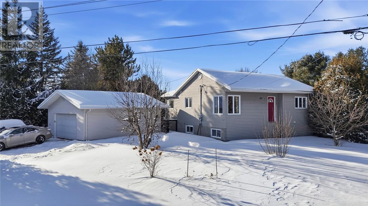 277 Notre Dame Street, Azilda, Ontario