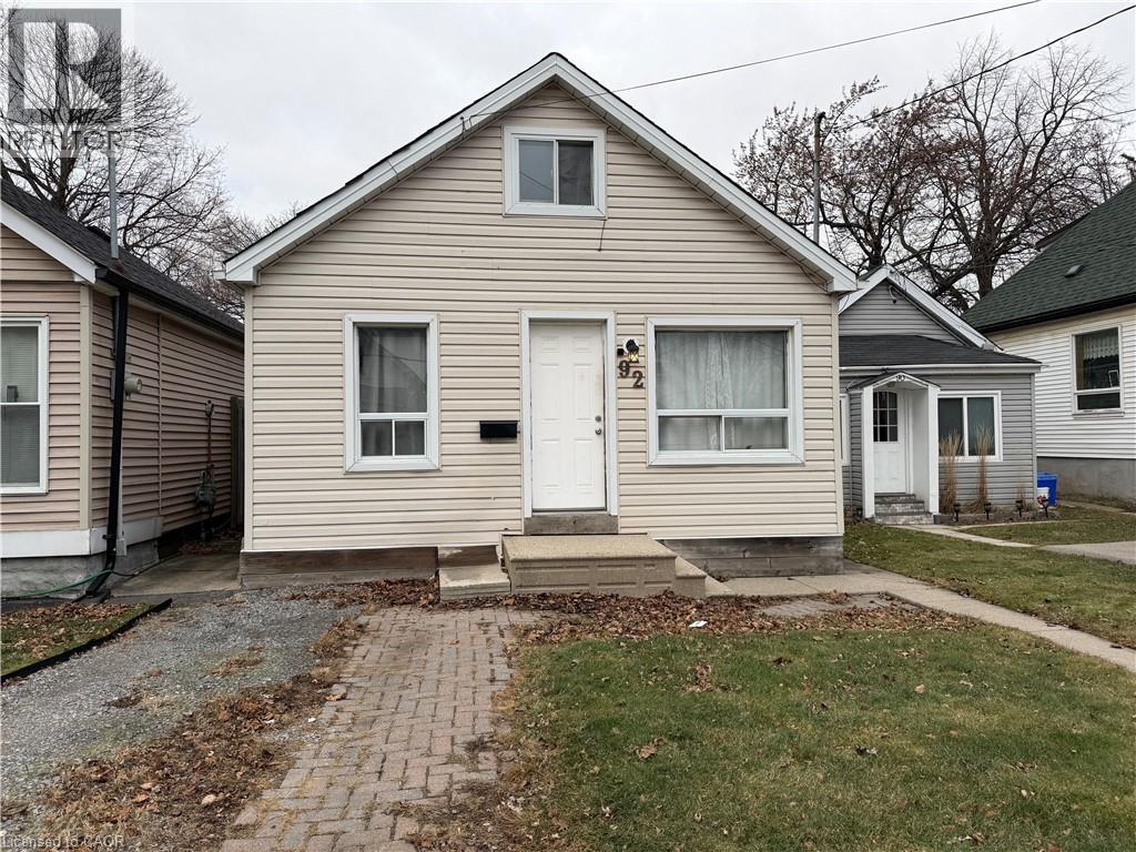 92 East 24th Street, Hamilton, Ontario  L8V 2Y1 - Photo 2 - 40797934