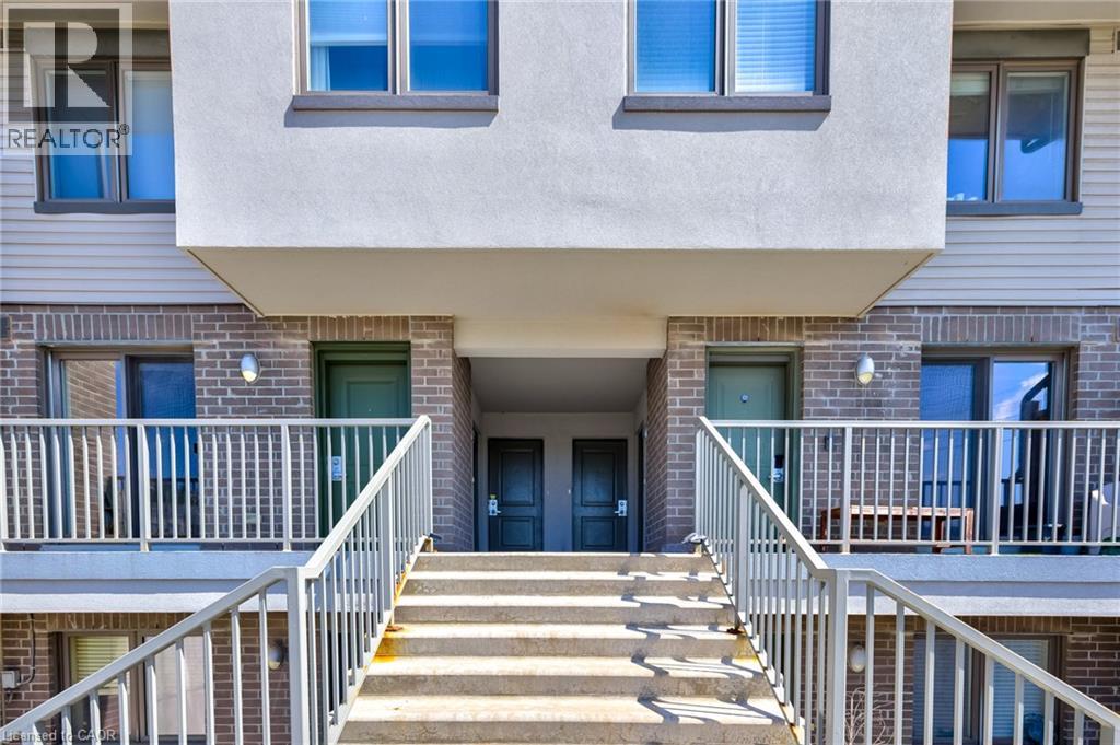 350 Fisher Mills Road Unit# 28, Cambridge, Ontario  N3C 4N5 - Photo 3 - 40797691