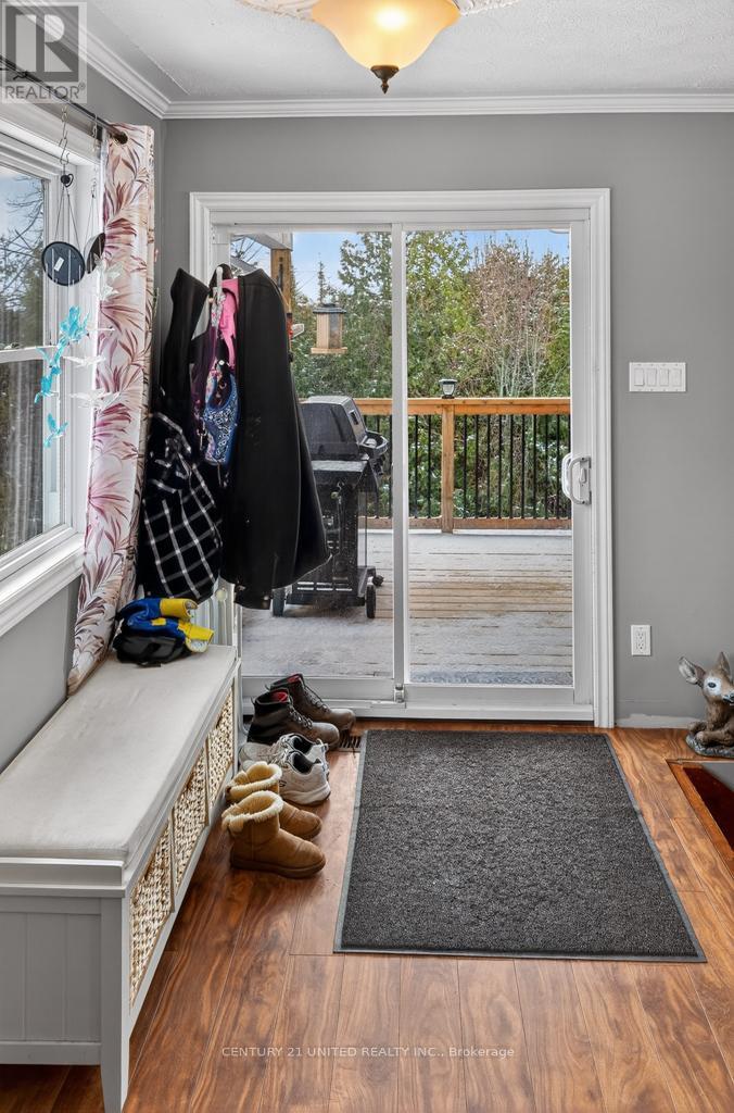 37 Southside Road, Kawartha Lakes, Ontario  K9V 0K3 - Photo 16 - X12690800