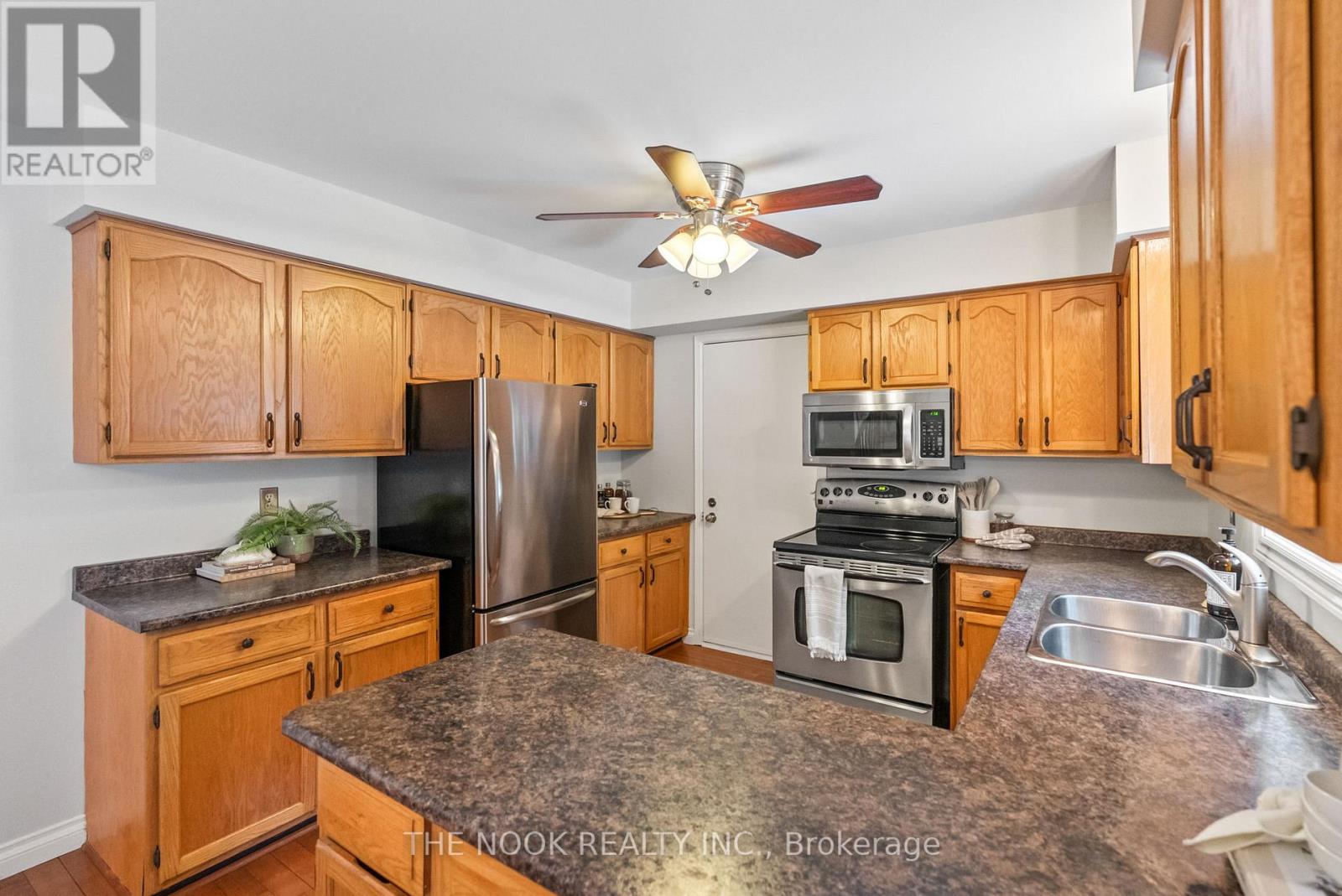 12 Lyall Place, Port Hope, Ontario  L1A 4G8 - Photo 14 - X12690882