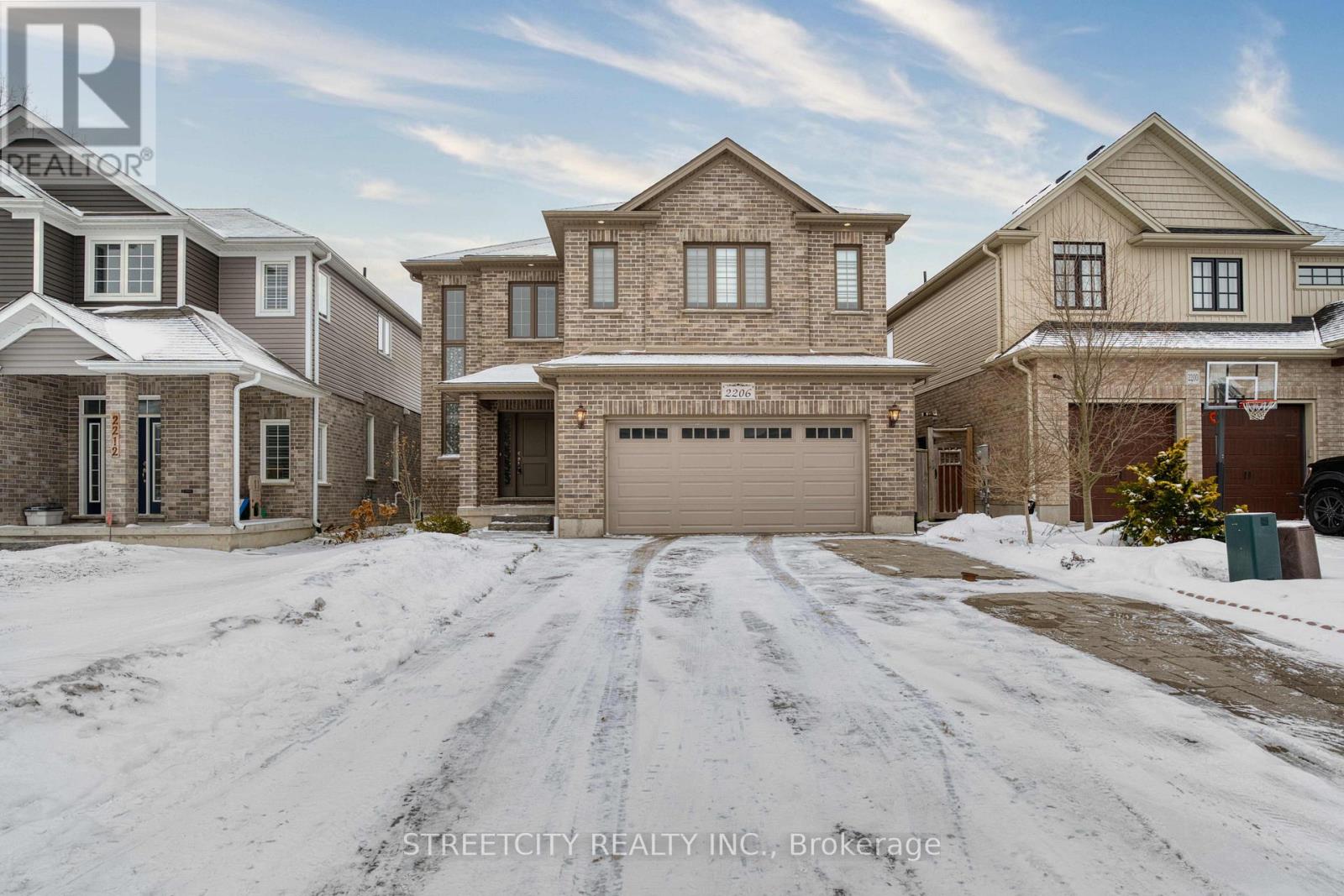 2206 SPRINGRIDGE DRIVE, London North, Ontario