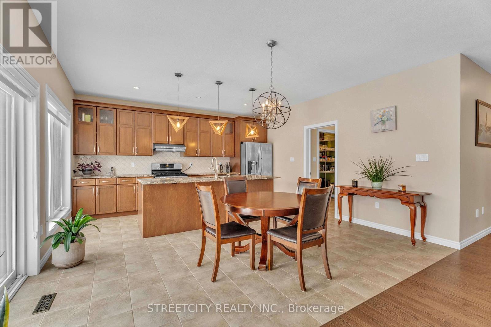 2206 Springridge Drive, London North, Ontario  N5X 0M3 - Photo 13 - X12690846