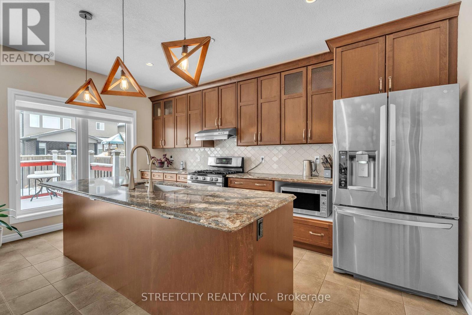 2206 Springridge Drive, London North, Ontario  N5X 0M3 - Photo 15 - X12690846