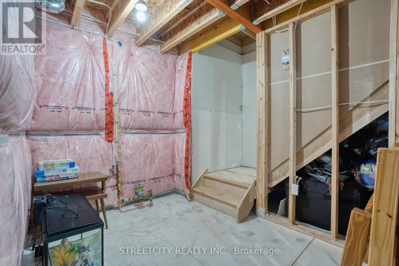 2206 Springridge Drive, London North, Ontario  N5X 0M3 - Photo 37 - X12690846