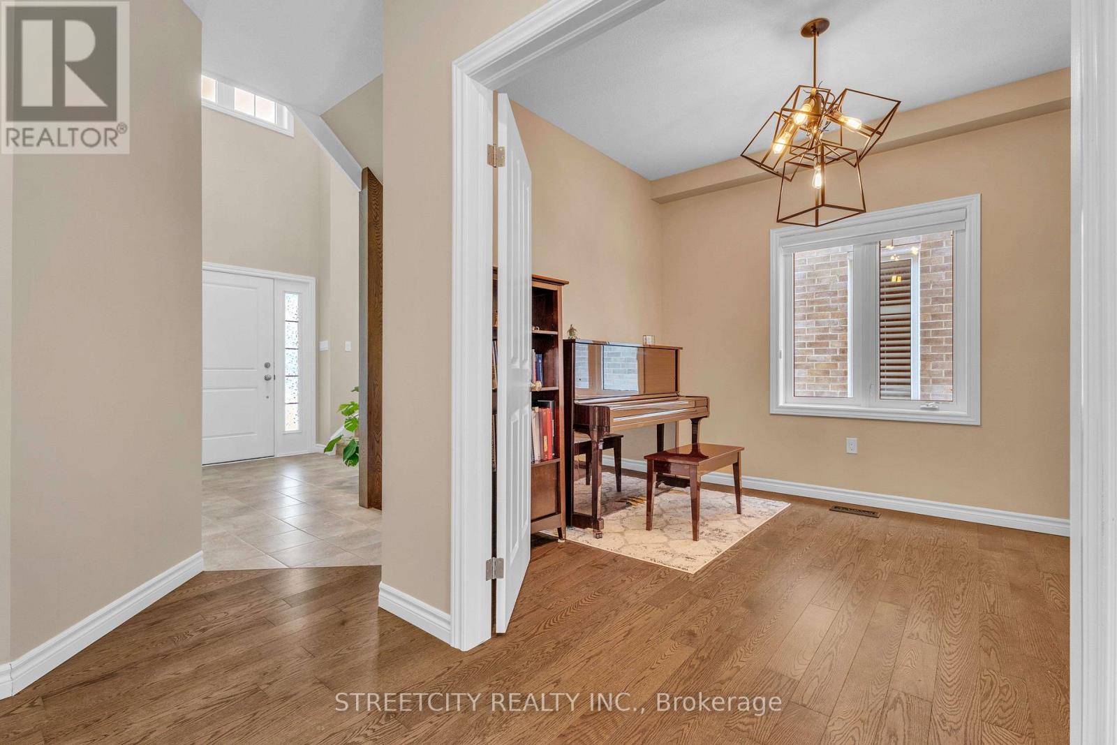 2206 Springridge Drive, London North, Ontario  N5X 0M3 - Photo 6 - X12690846