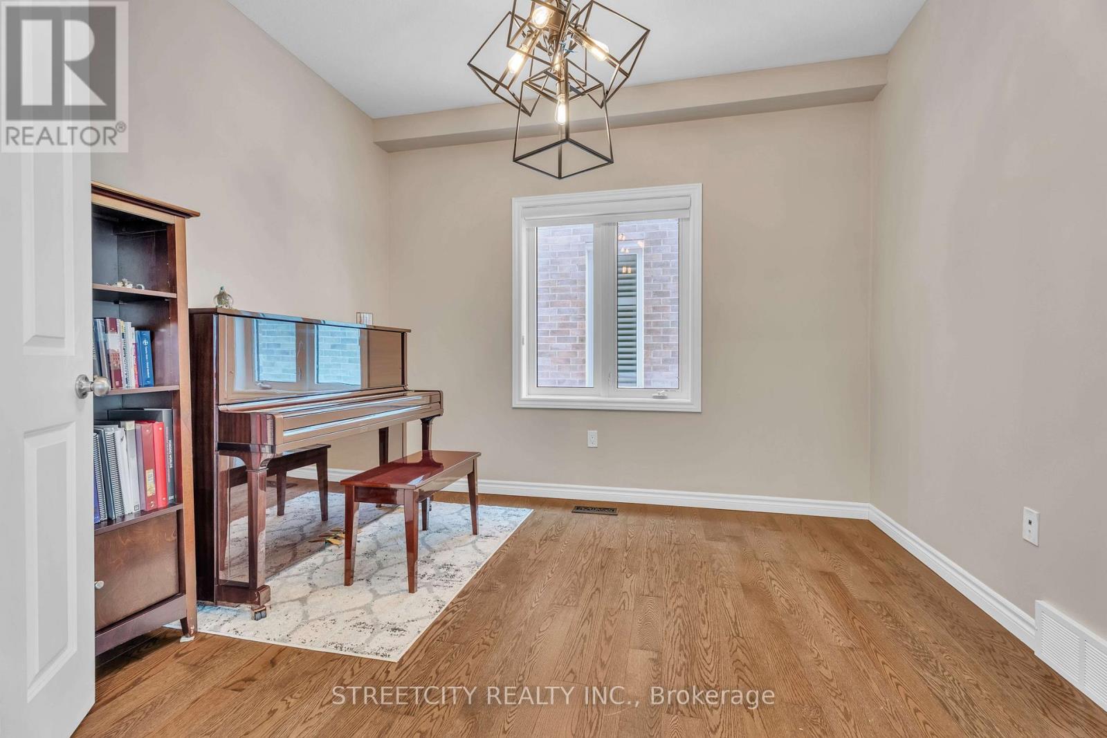 2206 Springridge Drive, London North, Ontario  N5X 0M3 - Photo 7 - X12690846