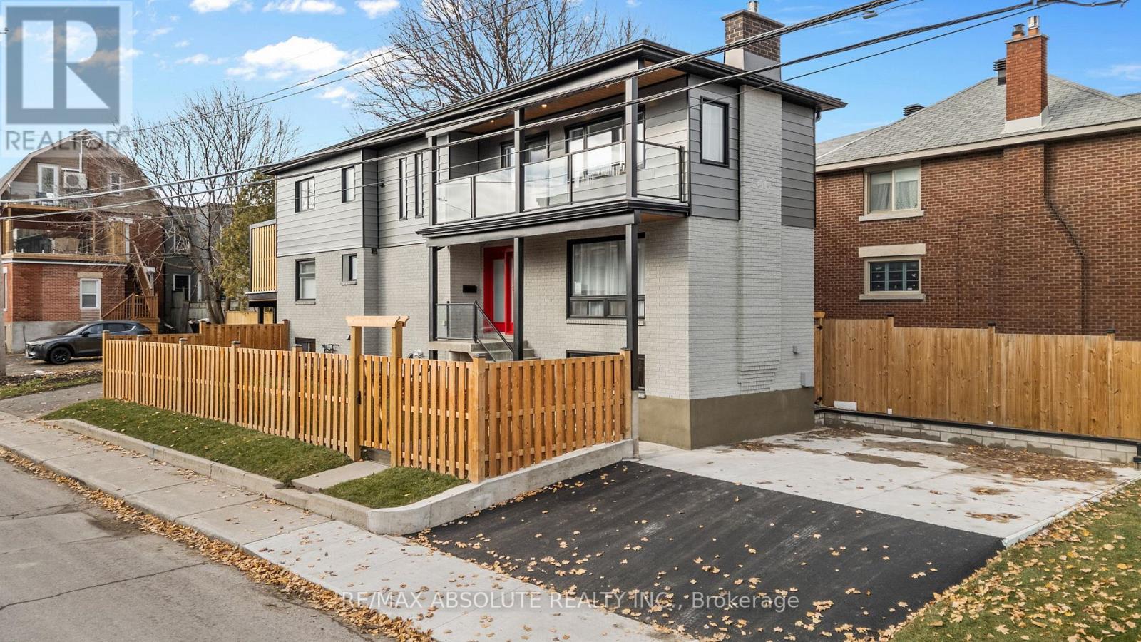 121 Evelyn Avenue, Ottawa, Ontario  K1S 5K1 - Photo 2 - X12690840