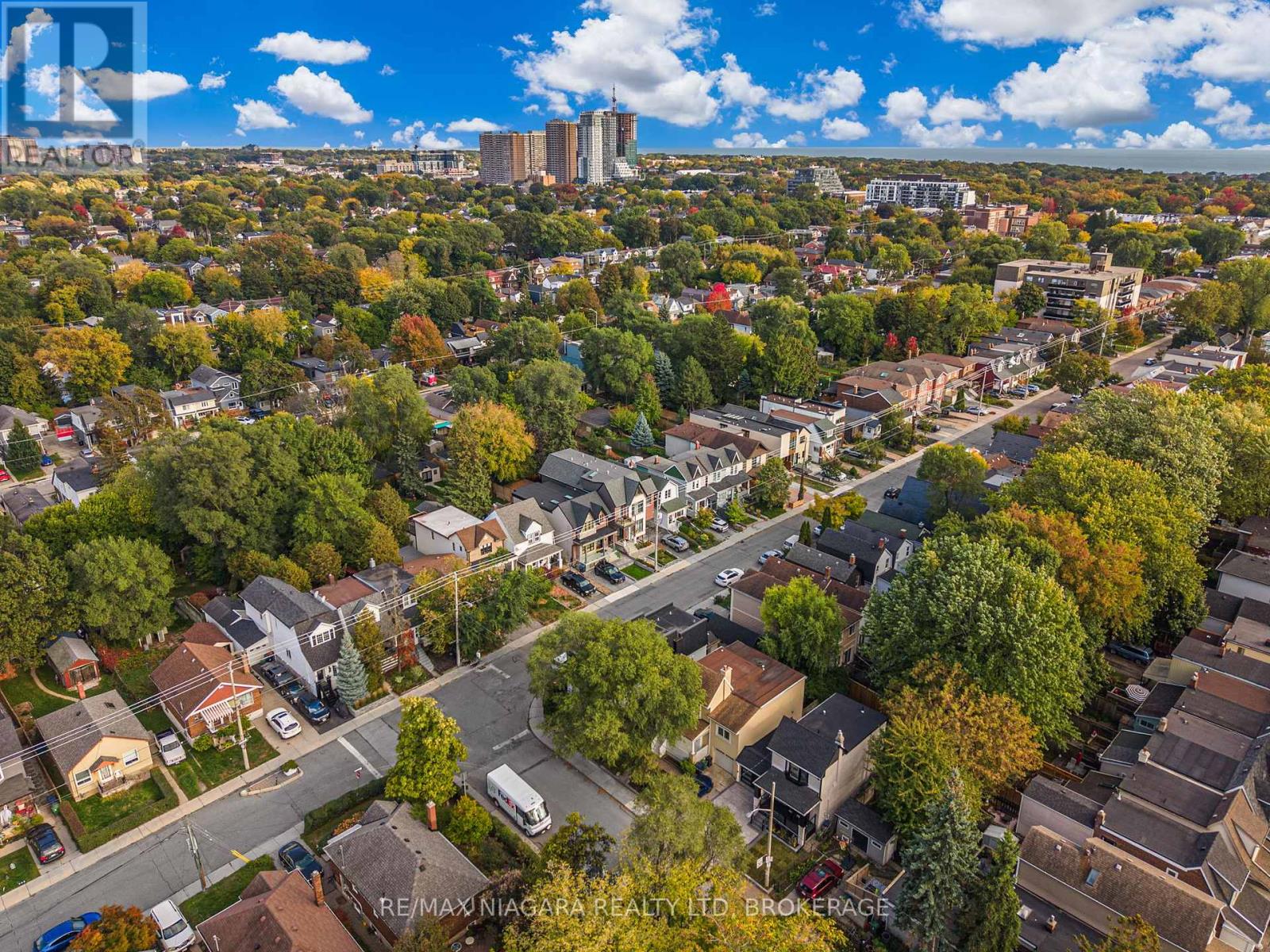 853 Sammon Avenue, Toronto, Ontario M4C 2E9 - Photo 47 - E12690856