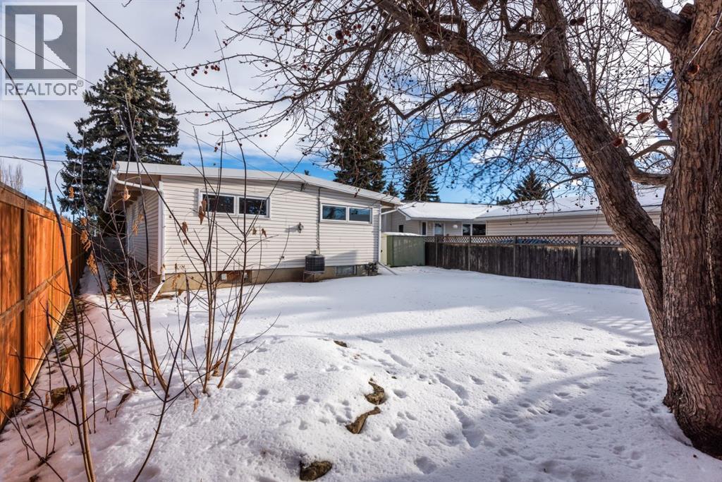 10211 5 Street Se, Calgary, Alberta  T2J 1L6 - Photo 35 - A2277804