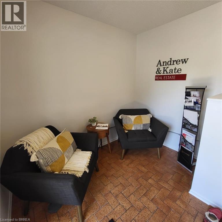 325 Fairview Drive, Brantford, Ontario  N3R 2X3 - Photo 5 - 40796179