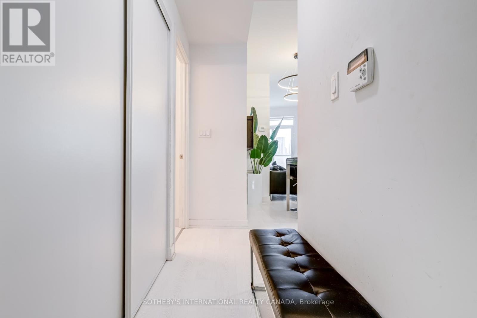 1611 - 50 Ordnance Street, Toronto, Ontario  M6K 0C9 - Photo 2 - C12690788