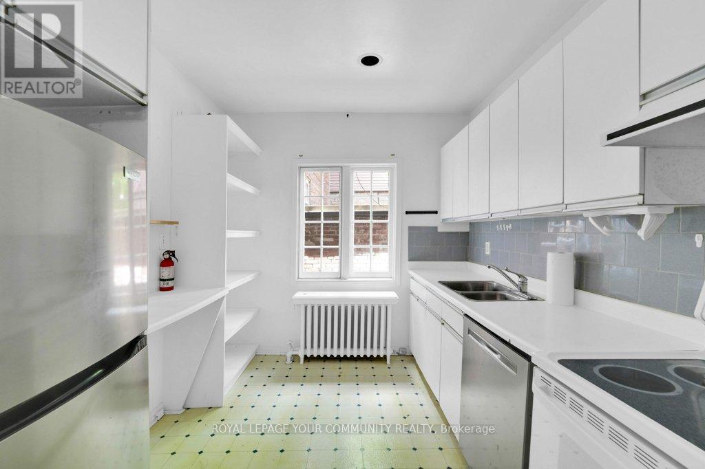 390 Davenport Road, Toronto, Ontario  M4V 1B4 - Photo 11 - C12690824