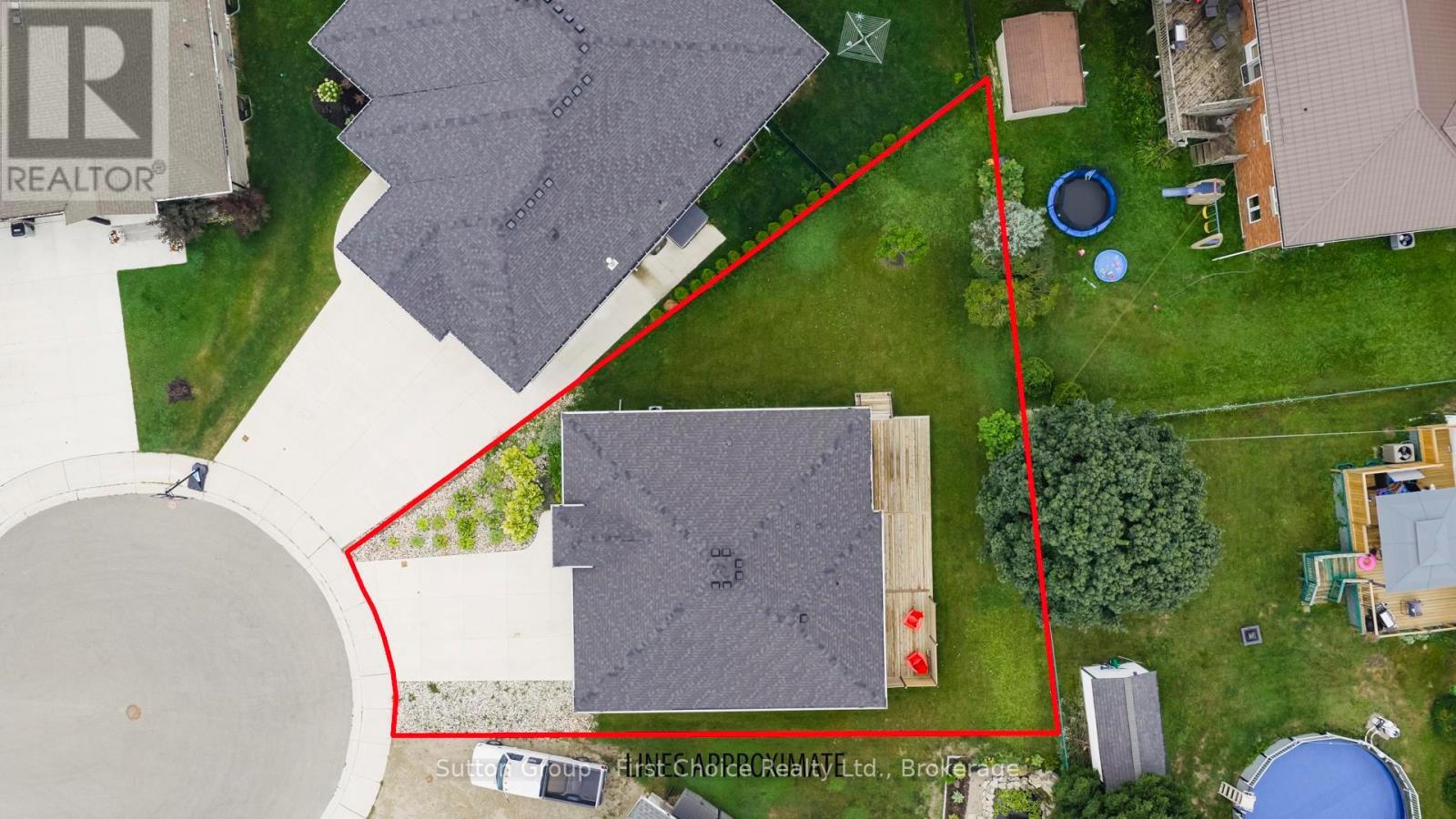 34 Yost Court, Perth East, Ontario N0K 1M0 - Photo 5 - X12318923