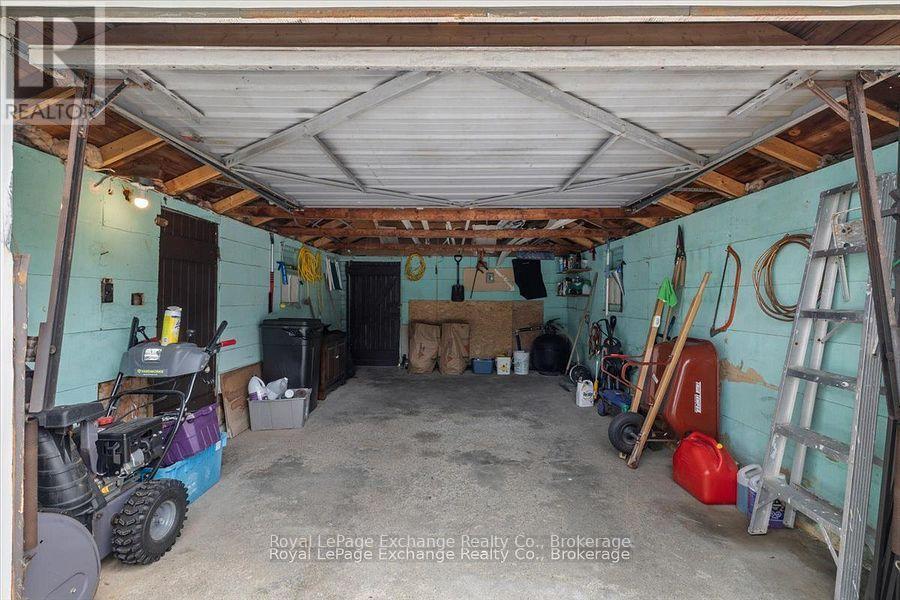 40 Grosvenor Street S, Saugeen Shores, Ontario  N0H 2L0 - Photo 29 - X12554690