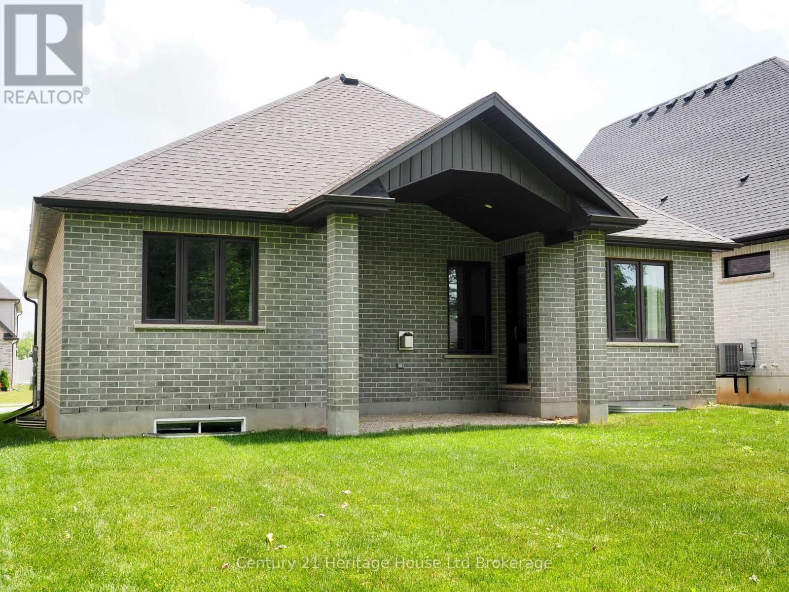 114 Beech Boulevard, Tillsonburg, Ontario  N4G 5S1 - Photo 28 - X12690836