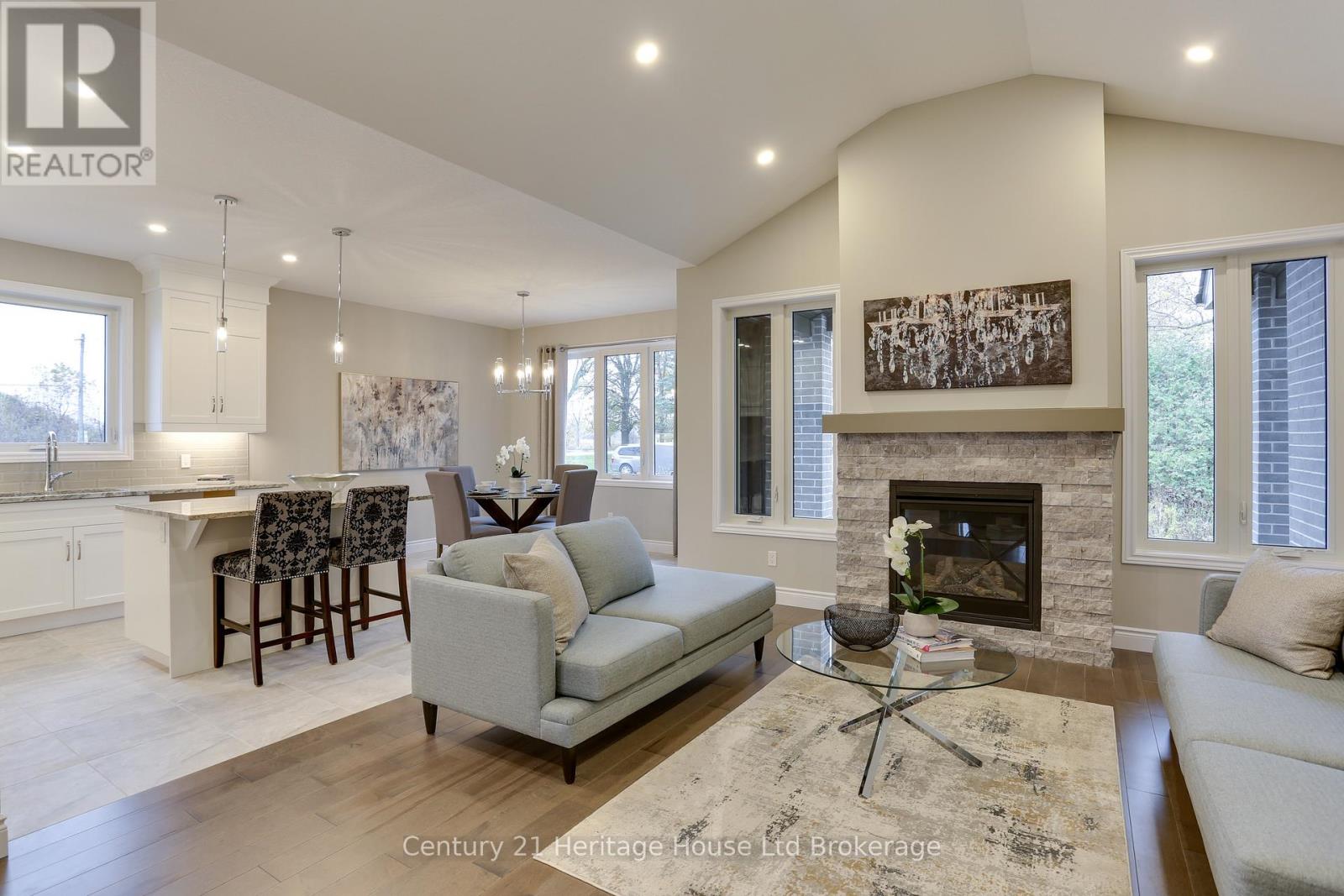 114 Beech Boulevard, Tillsonburg, Ontario  N4G 5S1 - Photo 6 - X12690836