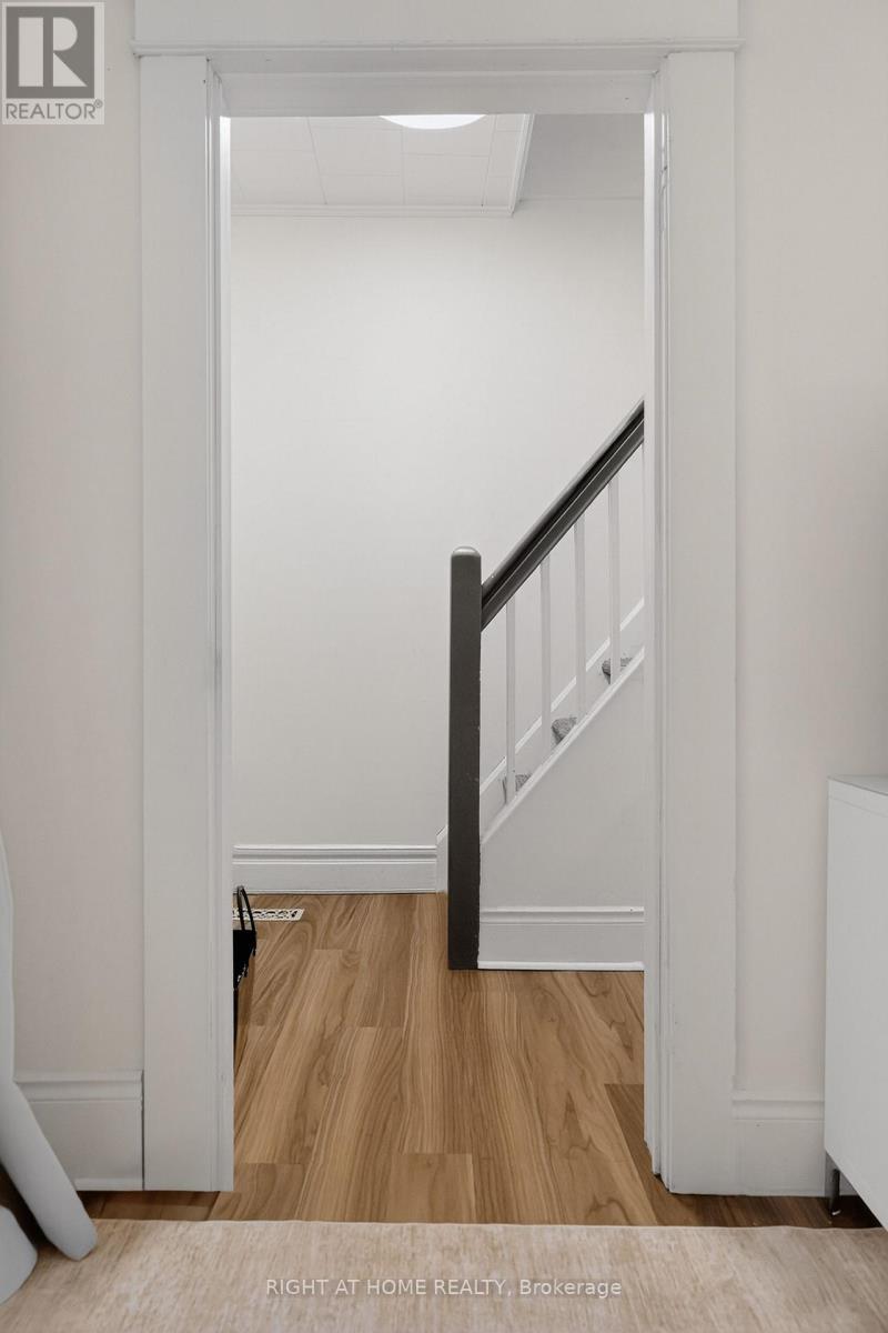 796 Kingston Road, Toronto, Ontario  M4E 1R7 - Photo 4 - E12690918