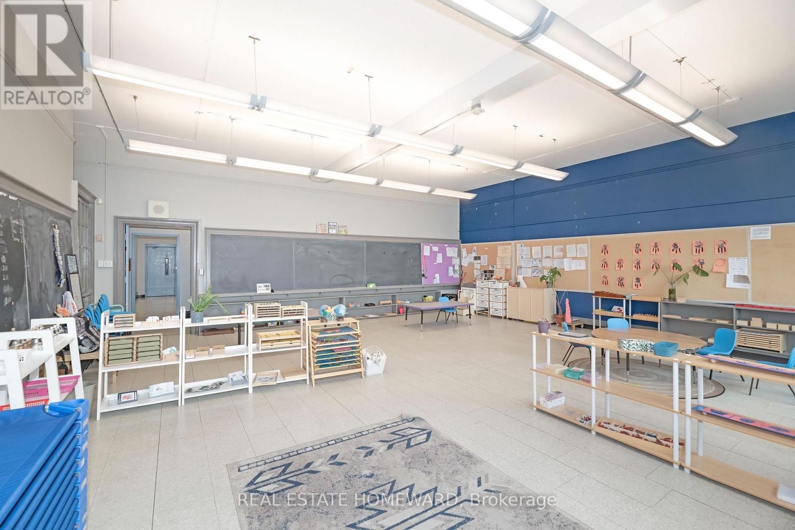 202 Simcoe Street N, Oshawa, Ontario  L1G 4S9 - Photo 19 - E12689986