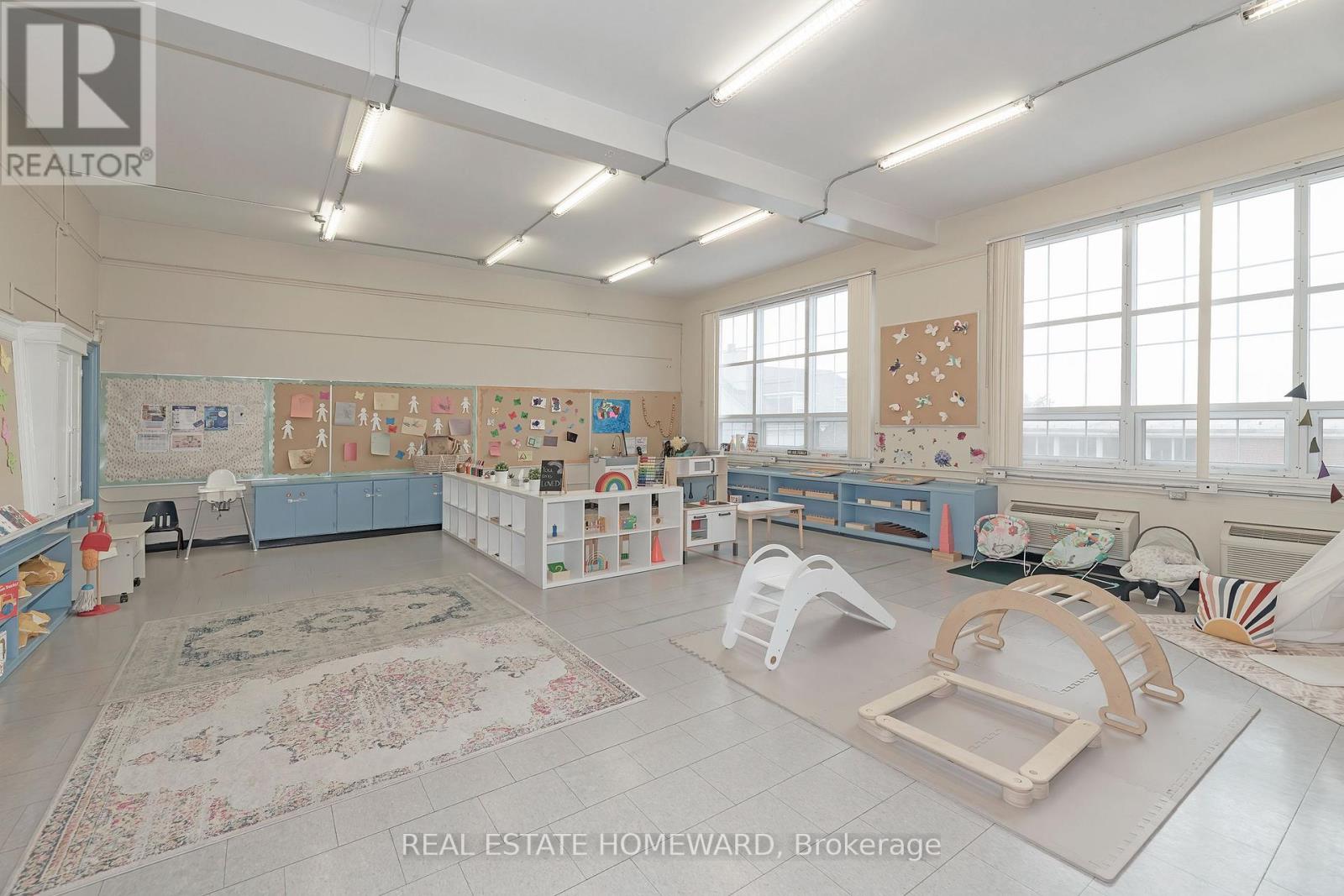 202 Simcoe Street N, Oshawa, Ontario  L1G 4S9 - Photo 24 - E12689986