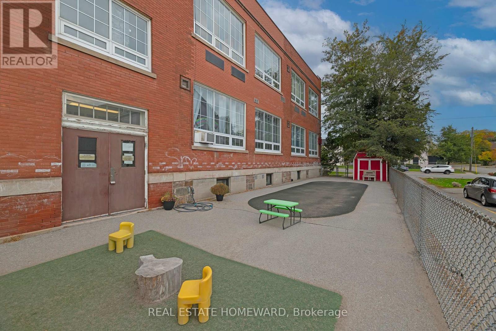 202 Simcoe Street N, Oshawa, Ontario  L1G 4S9 - Photo 33 - E12689986