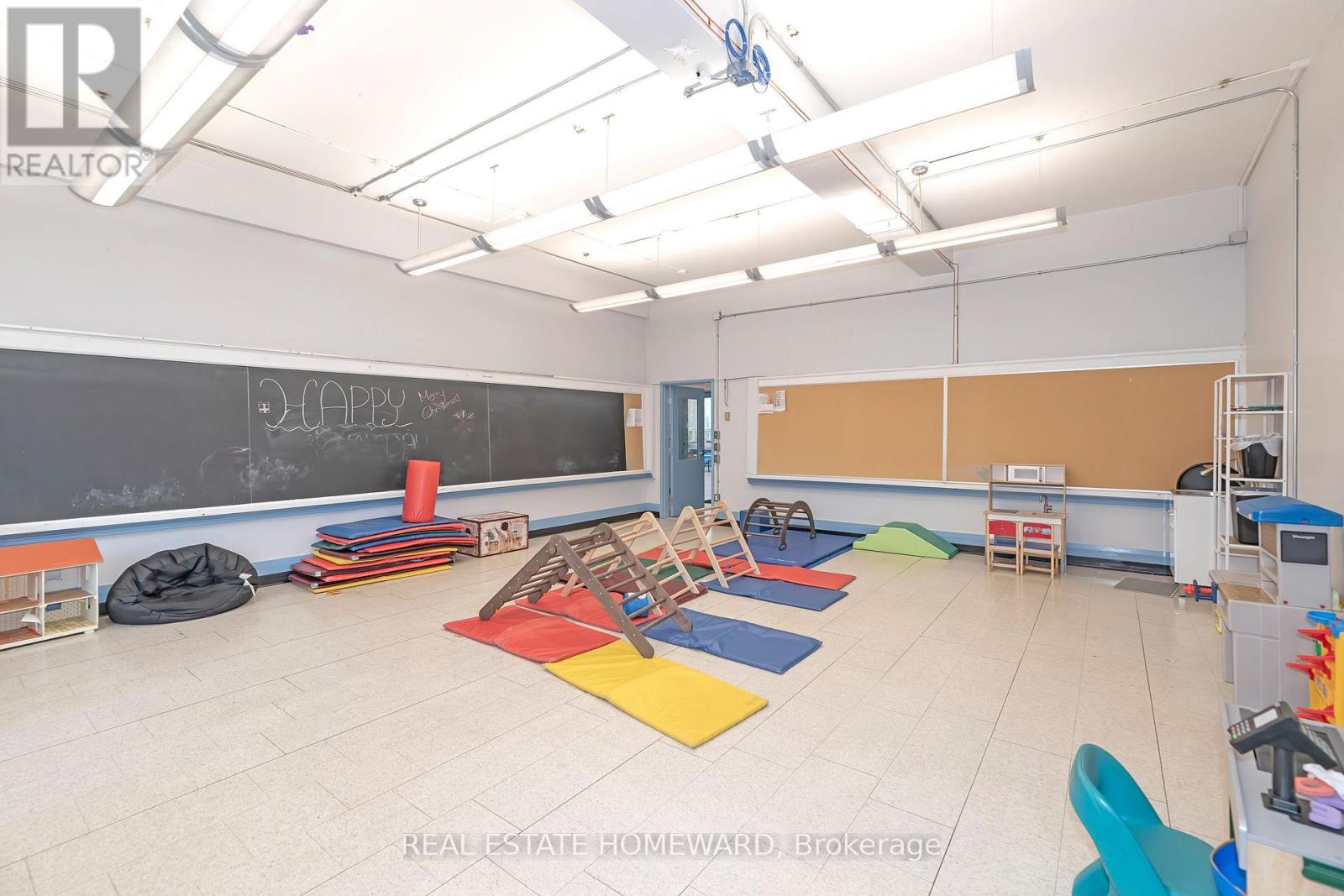 202 Simcoe Street N, Oshawa, Ontario  L1G 4S9 - Photo 17 - E12689986