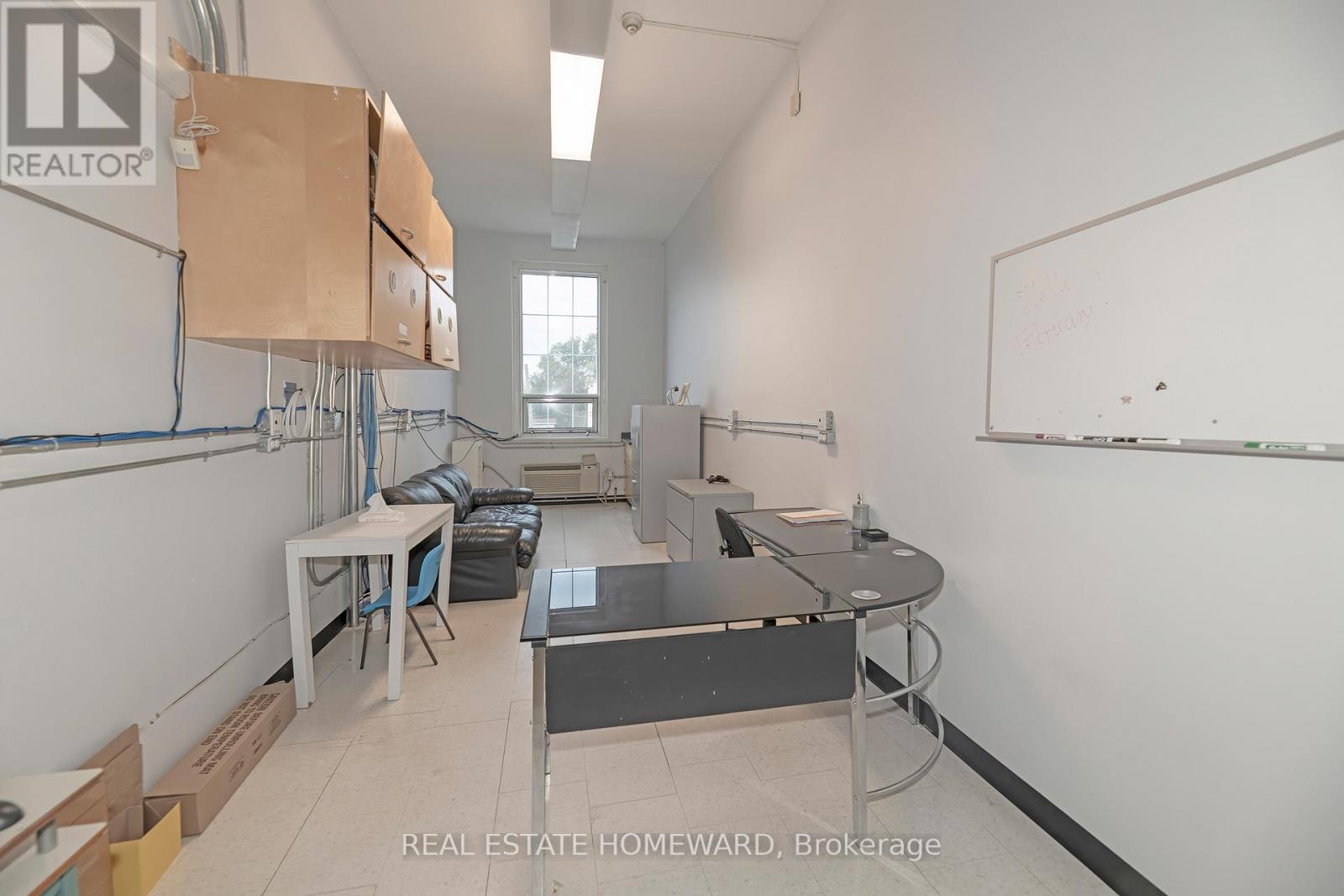 202 Simcoe Street N, Oshawa, Ontario  L1G 4S9 - Photo 30 - E12689986