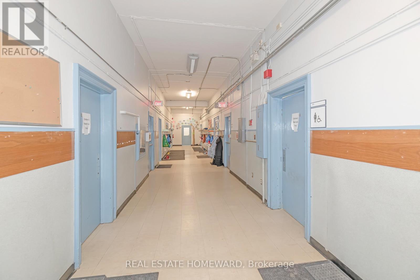 202 Simcoe Street N, Oshawa, Ontario  L1G 4S9 - Photo 8 - E12689986