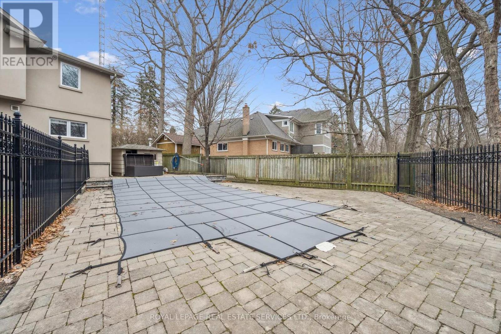 1302 Hillview Crescent, Oakville, Ontario  L6H 2C7 - Photo 45 - W12642790