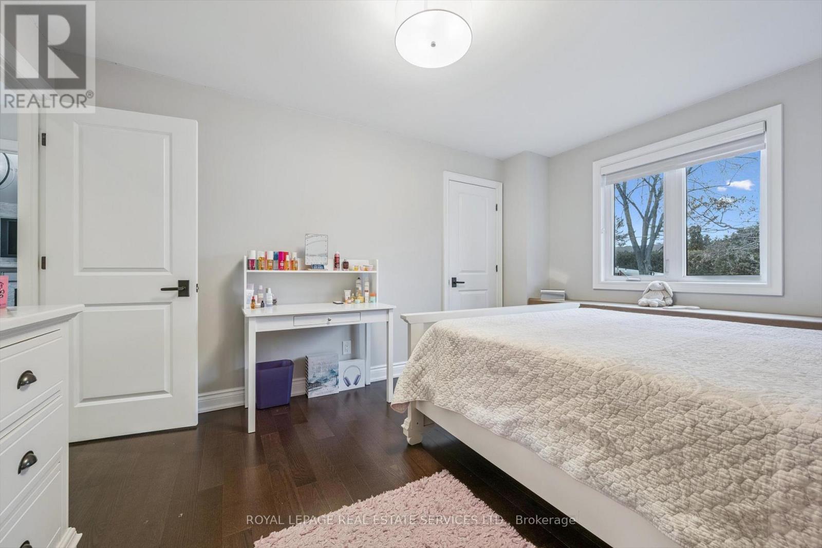 1302 Hillview Crescent, Oakville, Ontario  L6H 2C7 - Photo 28 - W12642790