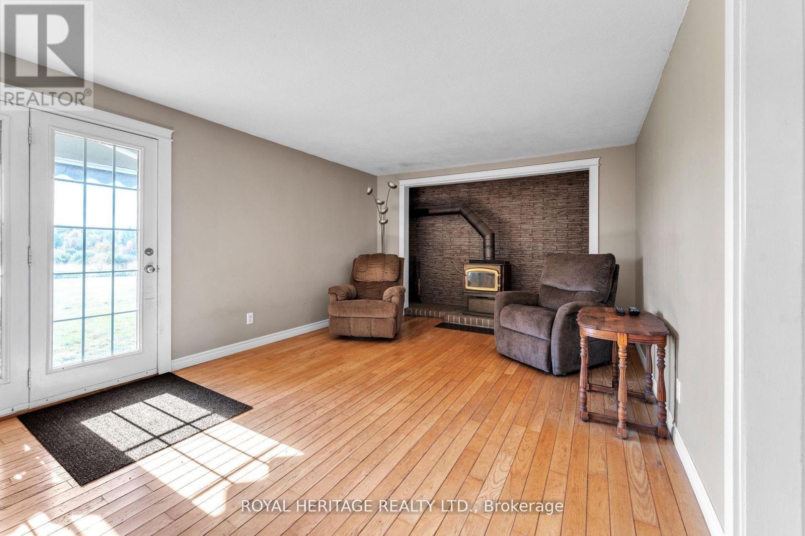 589 County 2 Road, Front Of Leeds & Seeleys Bay, Ontario  K0E 1L0 - Photo 15 - X12688334