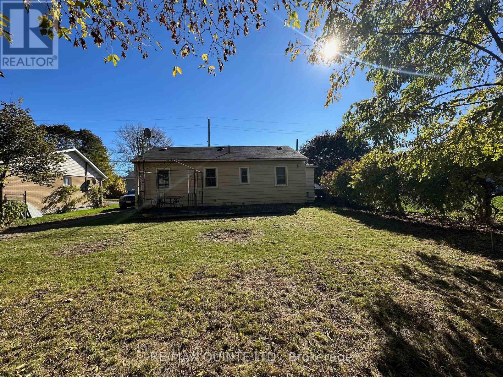 8 Butler Street E, Brighton, Ontario K0K 1H0 - Photo 22 - X12489526