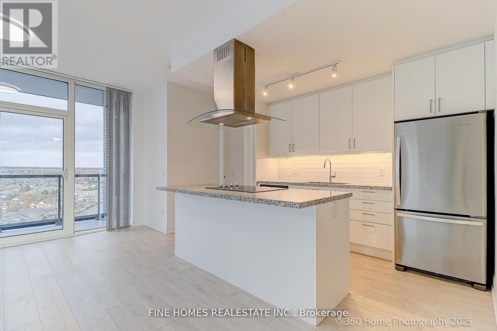 1307 - 20 Gatineau Drive, Vaughan, Ontario  L4J 0L3 - Photo 3 - N12690864