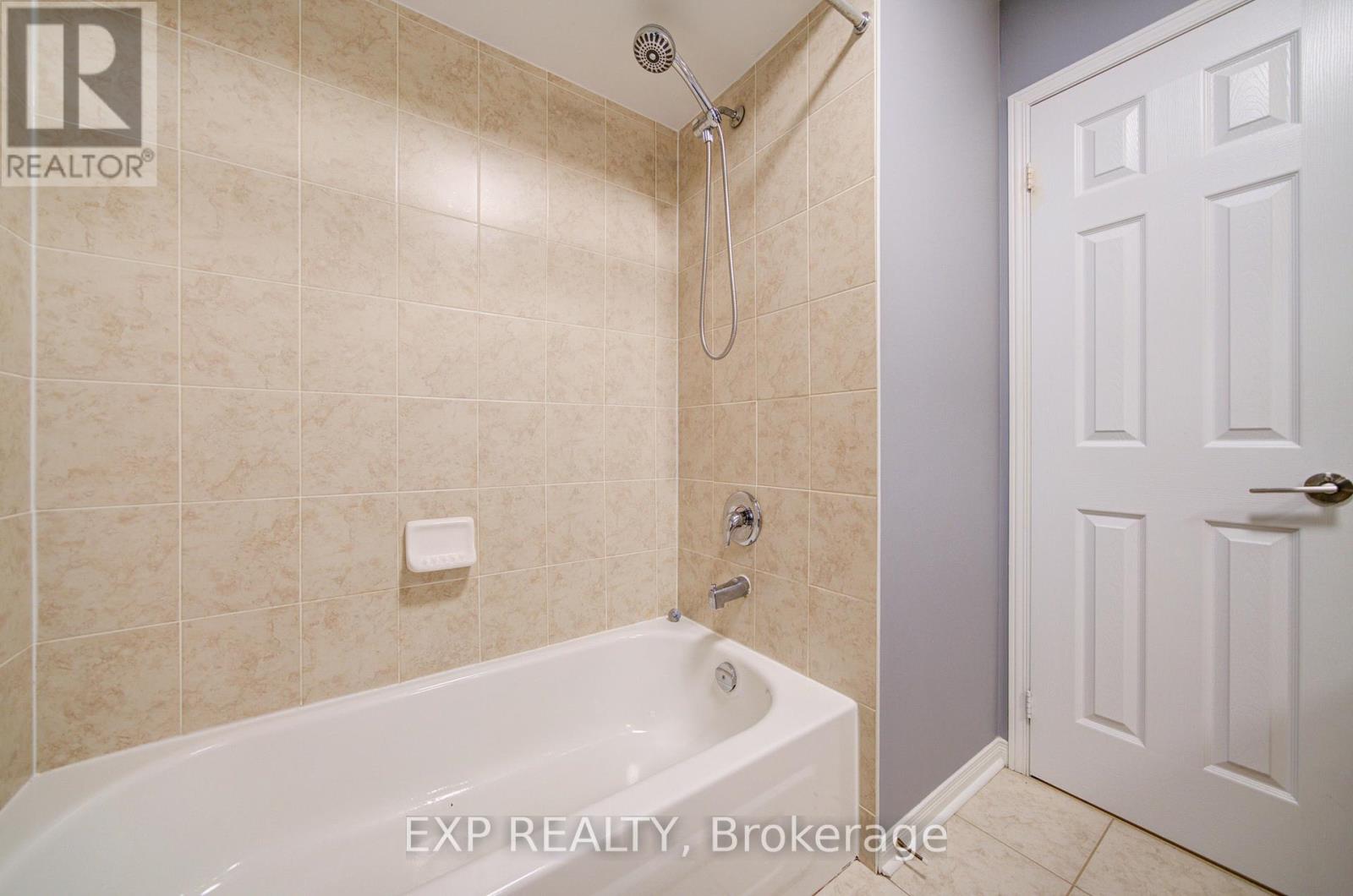 21 Westcliffe Crescent, Richmond Hill, Ontario  L4E 0S1 - Photo 34 - N12690874