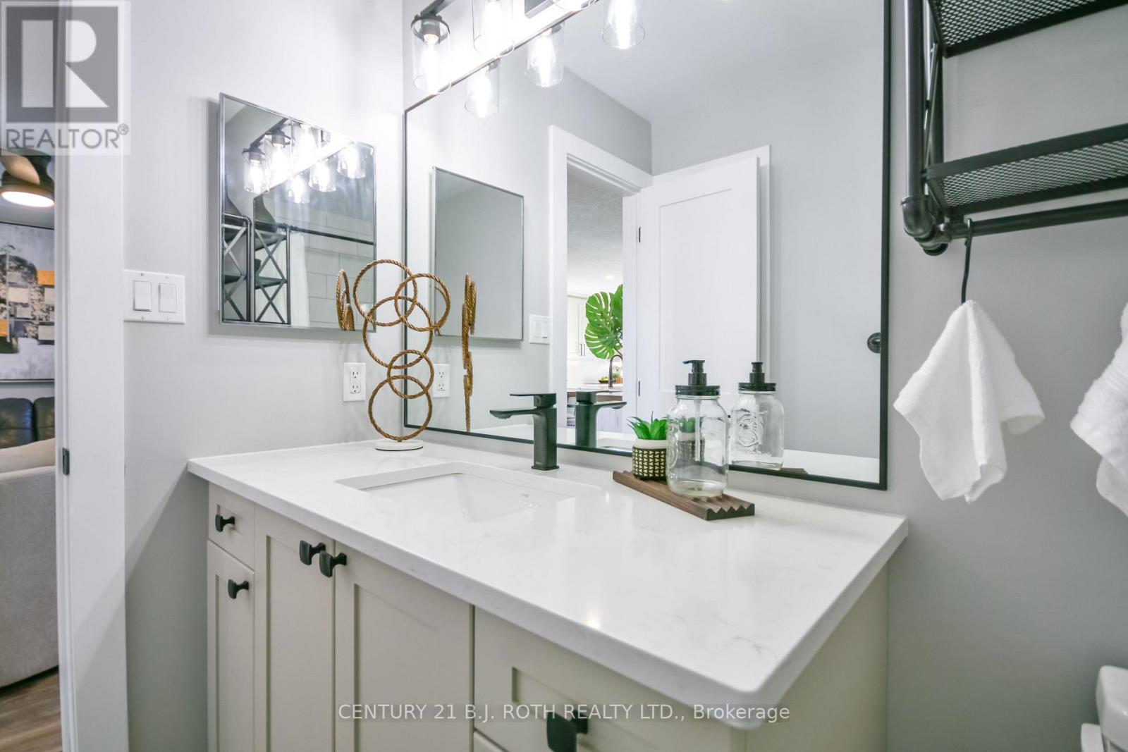 27 Claire Drive, Barrie (Painswick South), Ontario  L4N 5Y1 - Photo 21 - S12690830