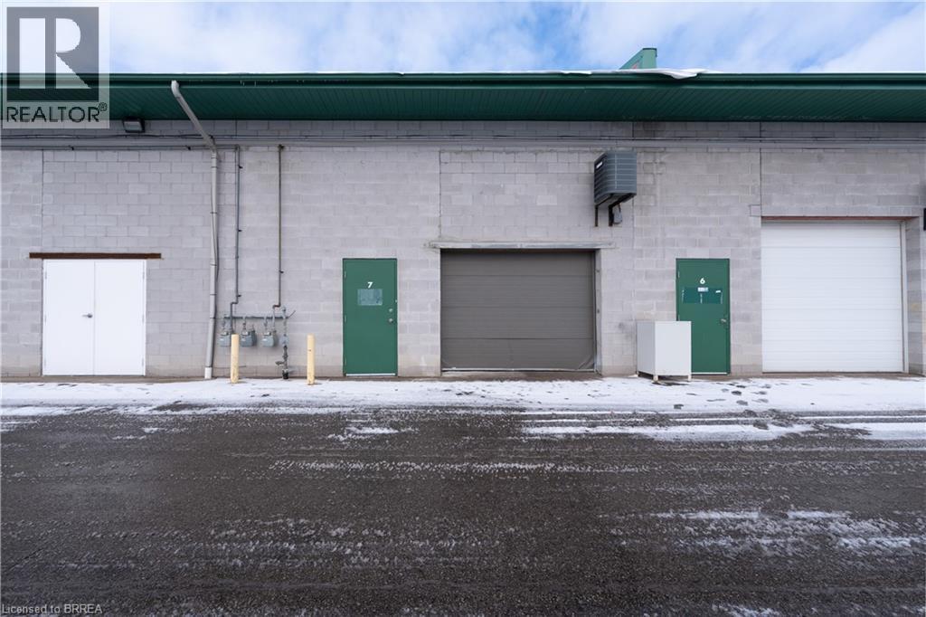 45 Dalkeith Drive Unit# 7 Upper, Brantford, Ontario  N3P 1M1 - Photo 18 - 40791176