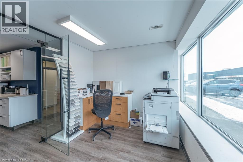 45 Dalkeith Drive Unit# 7 Upper, Brantford, Ontario  N3P 1M1 - Photo 9 - 40791176