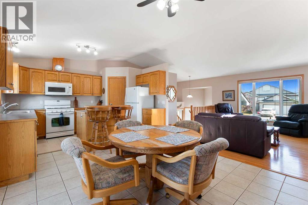 15 Sierra Road, Olds, Alberta  T4H 1X4 - Photo 14 - A2258680