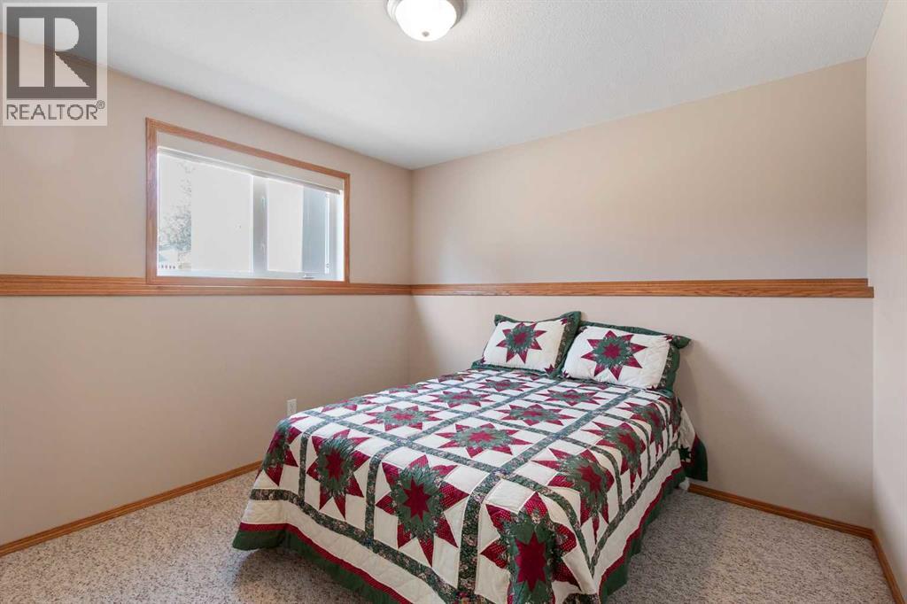 15 Sierra Road, Olds, Alberta  T4H 1X4 - Photo 30 - A2258680