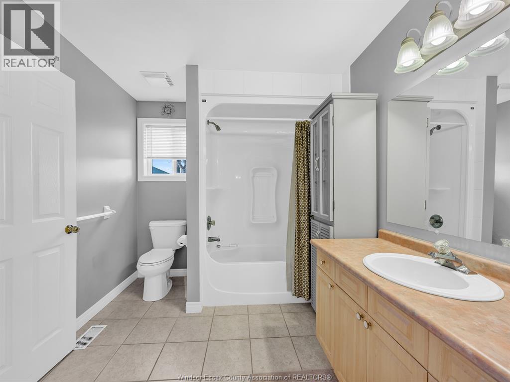 3677 Maguire Street, Windsor, Ontario  N9E 4V5 - Photo 15 - 26000953