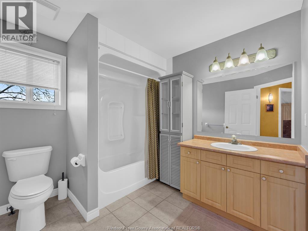 3677 Maguire Street, Windsor, Ontario  N9E 4V5 - Photo 16 - 26000953