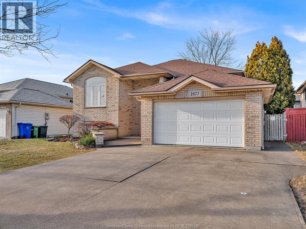 3677 Maguire Street, Windsor, Ontario  N9E 4V5 - Photo 3 - 26000953