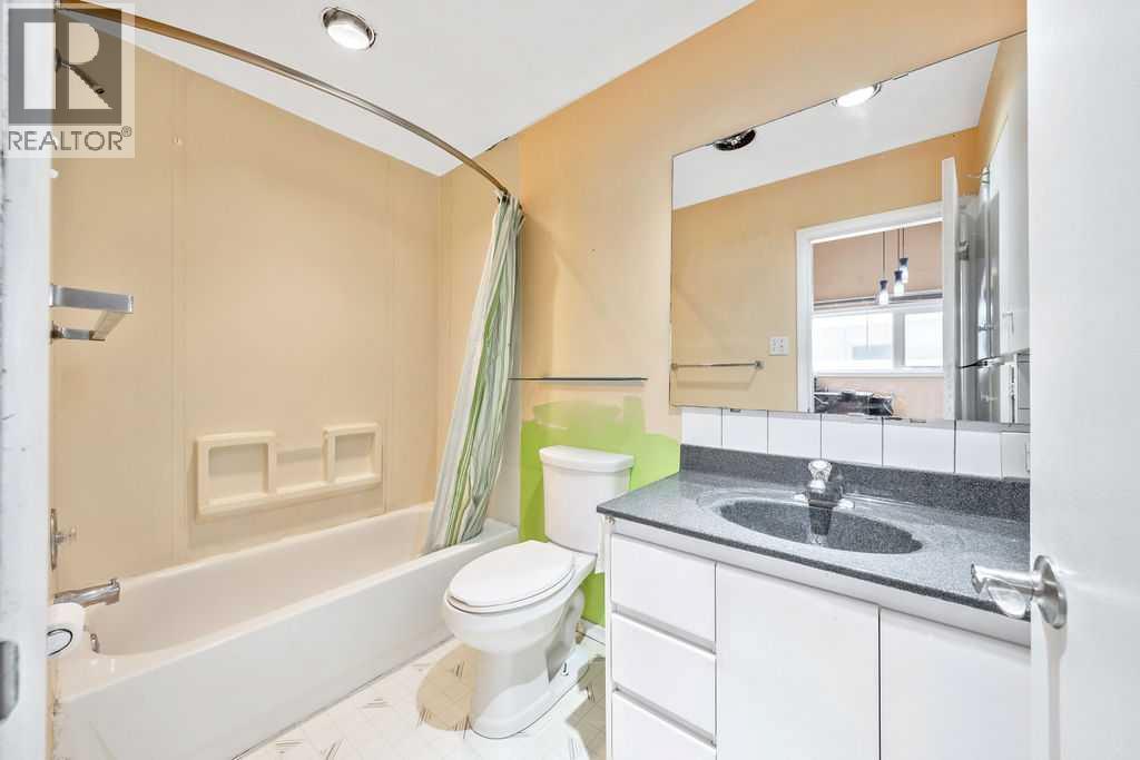 706 68 Avenue Sw, Calgary, Alberta  T2V 0N2 - Photo 12 - A2276364