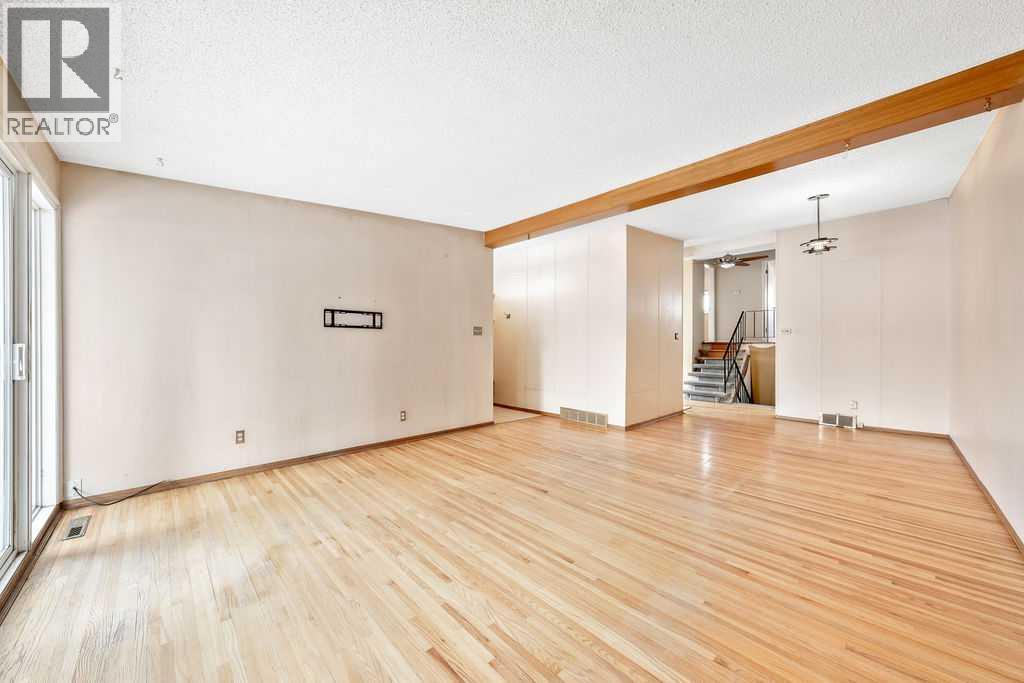706 68 Avenue Sw, Calgary, Alberta  T2V 0N2 - Photo 7 - A2276364